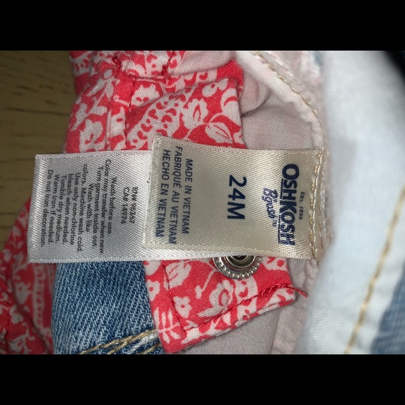 Oshkosh girls 24 months - Picture 4 of 4